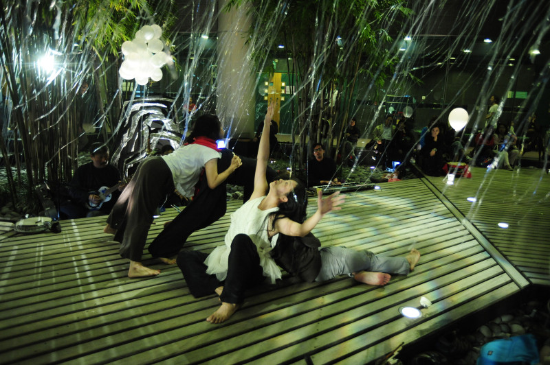 《緣舞場二十九．竹林小聚》（i-舞蹈節（香港）2011） 攝影：Jesse Clockwork